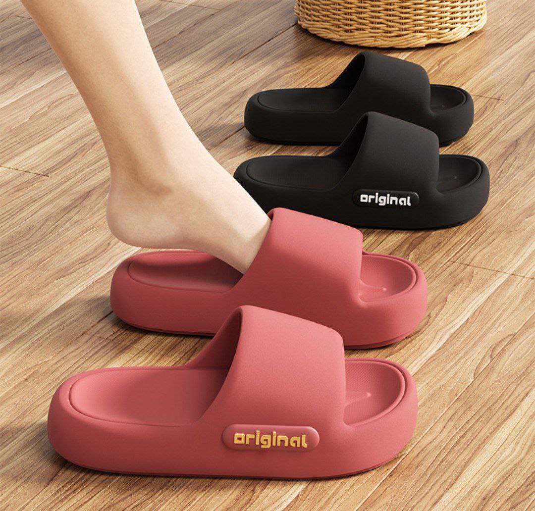 Unisex Original logo slippers (44/45)