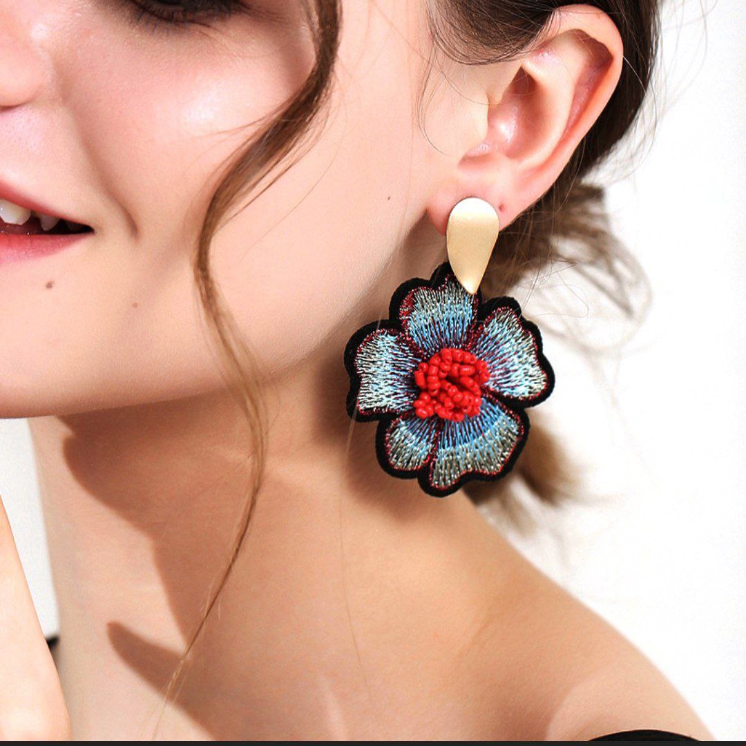 Earrings 19