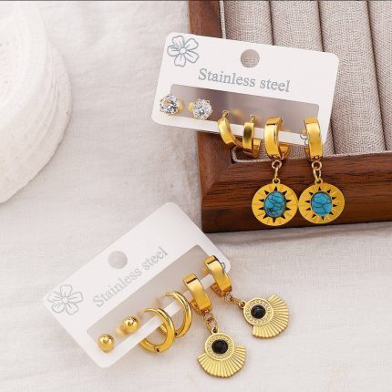 Earrings 25